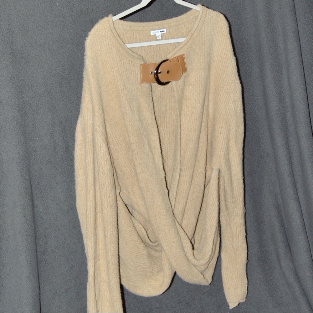 3X fashion nova sweater